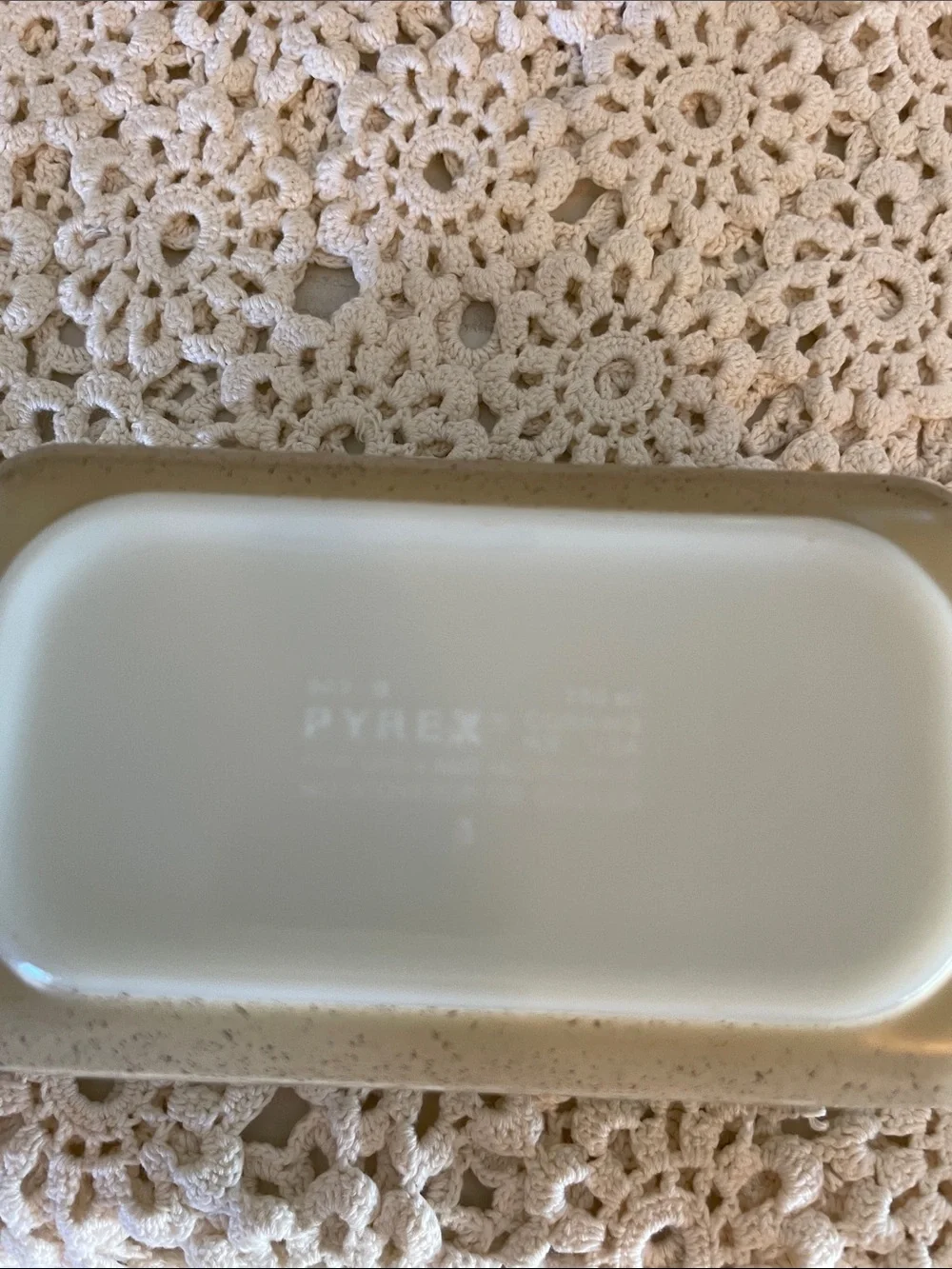Vintage Pyrex Homestead Blue Floral Stoneware Refrigerato Dish with Glass Lid